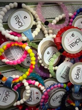 lokai Beaded Bracelet - Pink and Multicolor Options